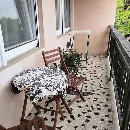 In - Balaton 48108 Apartman *